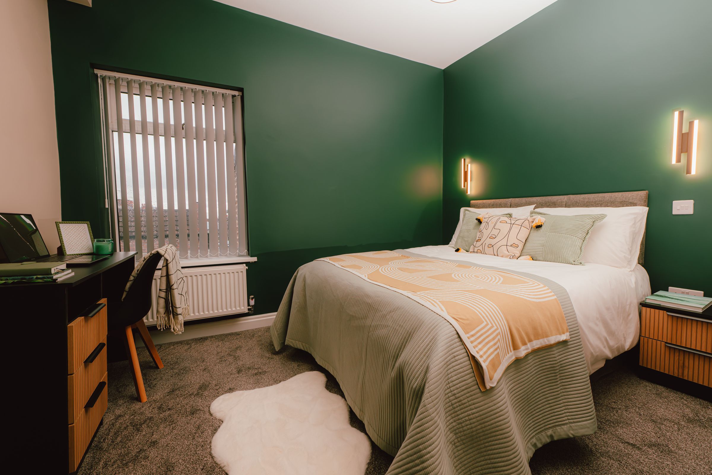 Trafalgar Road, Wallasey: bedroom green